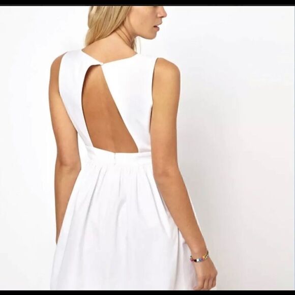ASOS PETITE Exclusive Skater Dress With Cut Out - Picture 2 of 6